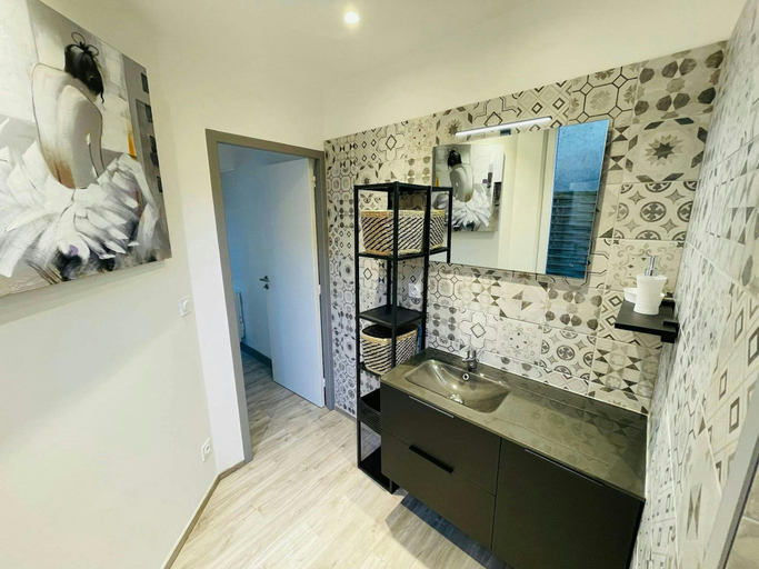 Room 3, La Cour Barbatre Calme, Marne