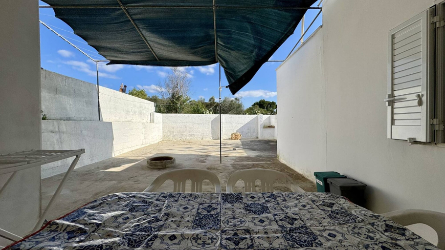 Room 3, Villetta Marilena Sleeps 7 Torre Suda, Lecce