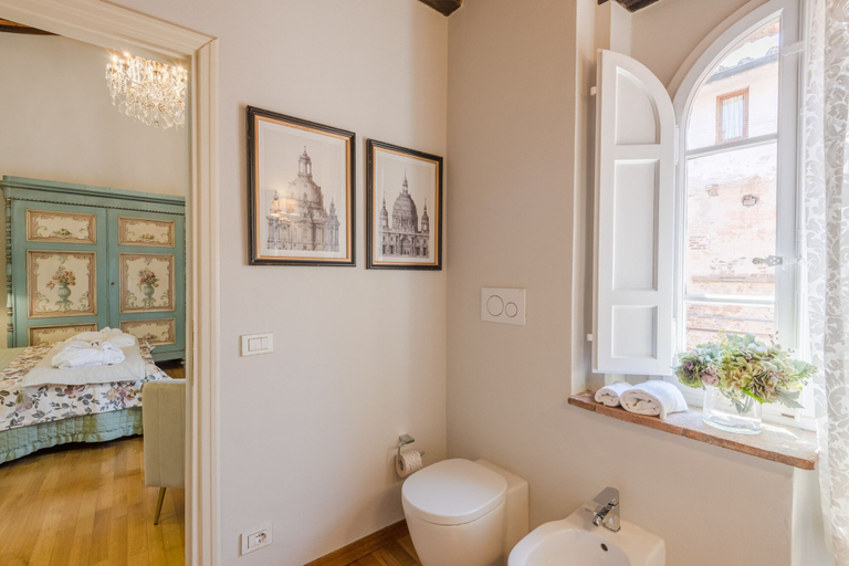 Room 2, Castruccio s Heritage Haven, Lucca