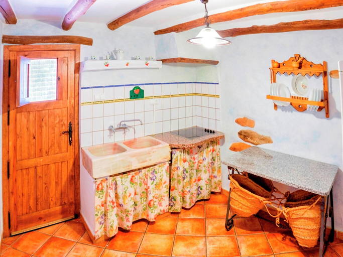 Others 4, Holiday Home in Laroya near centre, Almería
