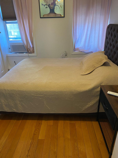 Room 3, Prime Murray Hill 2 BR Gem, New York