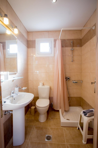 Bathroom 5, Gouvia Hotel, Ionian Islands