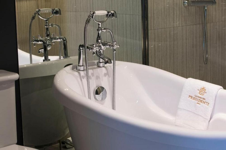 Bathroom 5, La Casa del Presidente Small Luxury Hotels, Ávila