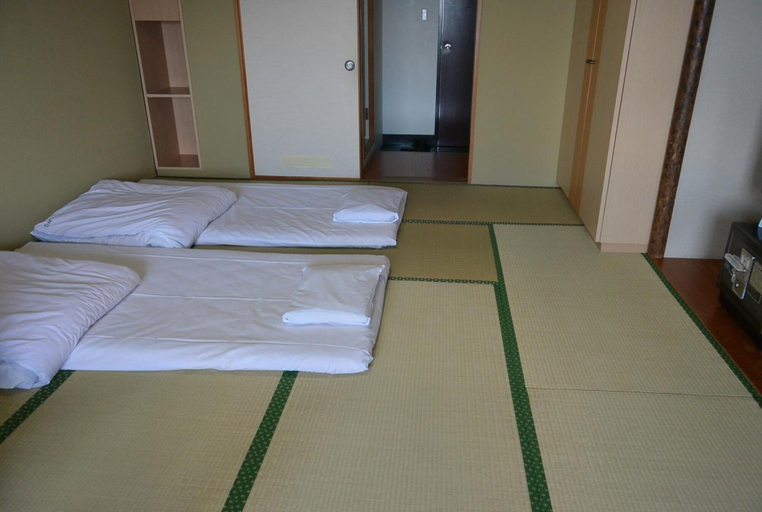 Bedroom 3, Toya Kanko Hotel, Tōyako