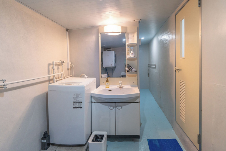 Bathroom 3, Natsubaru, Miyakojima