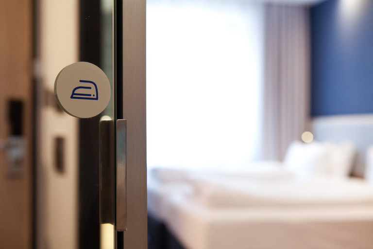 Bedroom 4, Holiday Inn Express & Suites MONHEIM AM RHEIN by IHG, Mettmann