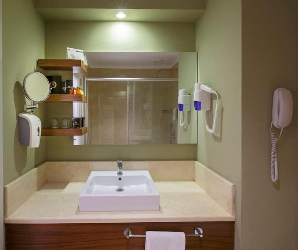 Bathroom 5, Side Crown Serenity Ultra All Inclusive, Manavgat