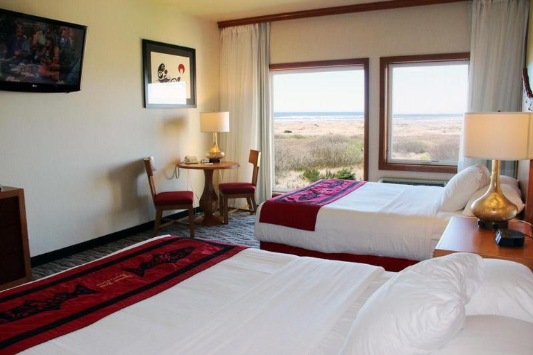Bedroom 2, Quinault Beach Resort & Casino, Grays Harbor