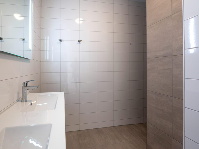 Bathroom 3, Apartment in Kamperland near Veerse Meer