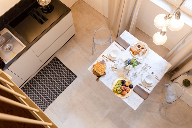 Room 5, Cortile Moderno Apartment, Lucca