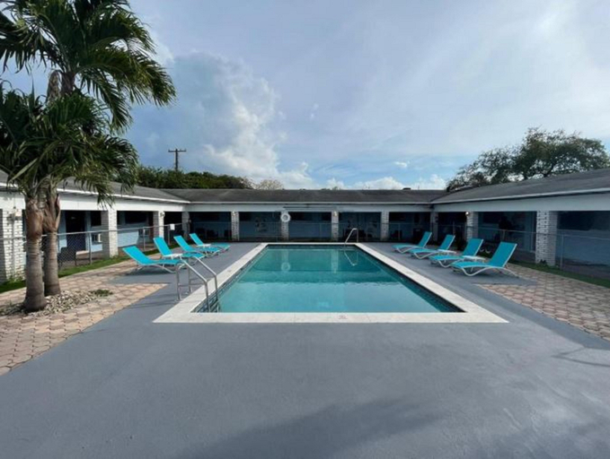 Sport & Beauty 4, Hollywood Gardens Inn & Suites, Broward