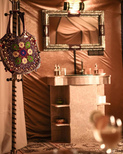 Bathroom 2, Aurum Dunes Luxury Camp, Errachidia