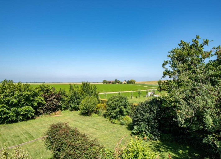 View from property 2, Quaint Holiday Home in Lamswaarde With Garden, Hulst