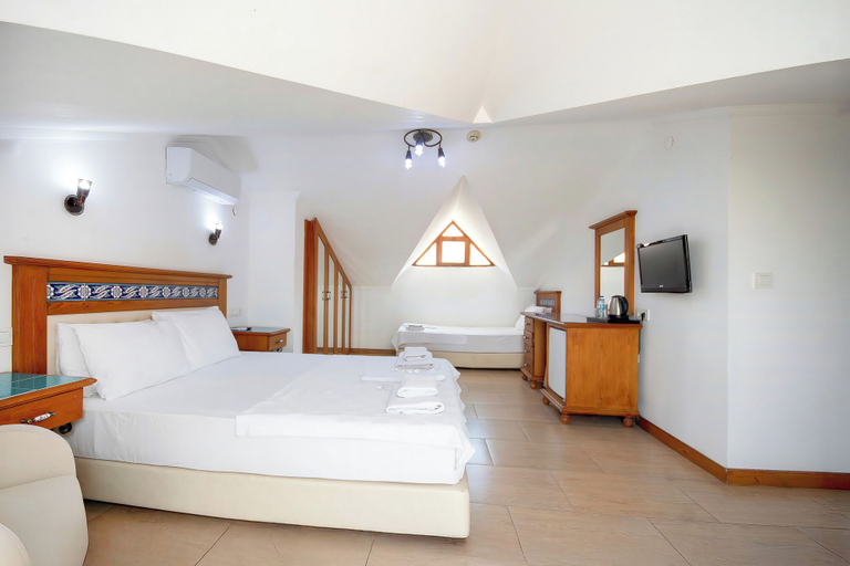 Bedroom 4, Datca Kilic Hotel, Datça