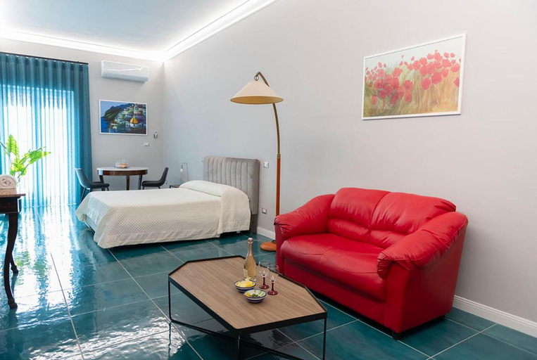 Others 5, Palazzo De Gregorio Deluxe Room, Napoli
