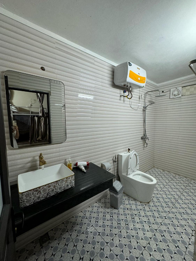 Bathroom 2, Downtown Backpacker Hostel, Hoa Lư