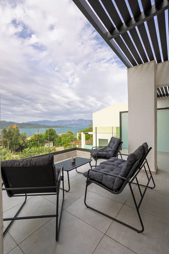 Others 4, PHOS MAISONETTES NIKIANA, Ionian Islands