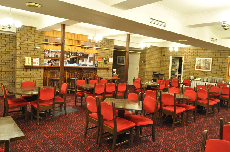 Food & Drinks, Albury Burvale Motor Inn, Albury