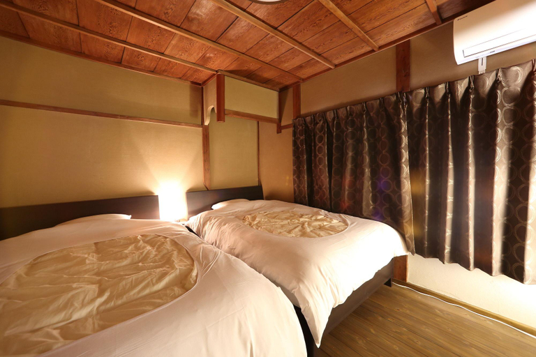 Bedroom 2, Kyoto Nijo Ohan, Kyoto