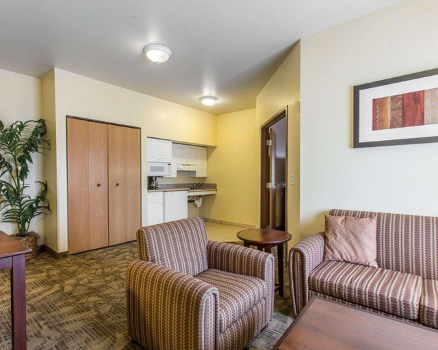 Bedroom 4, Comfort Suites (Palm Desert), Riverside