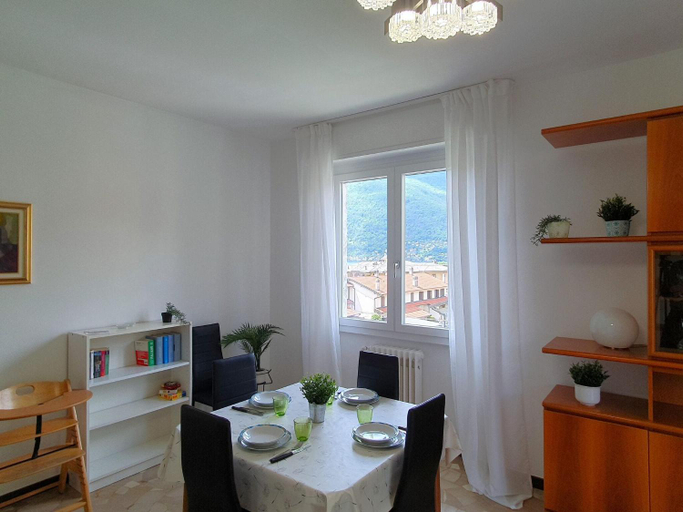 Others 3, Holiday Home by Lake in Maccagno, Varese