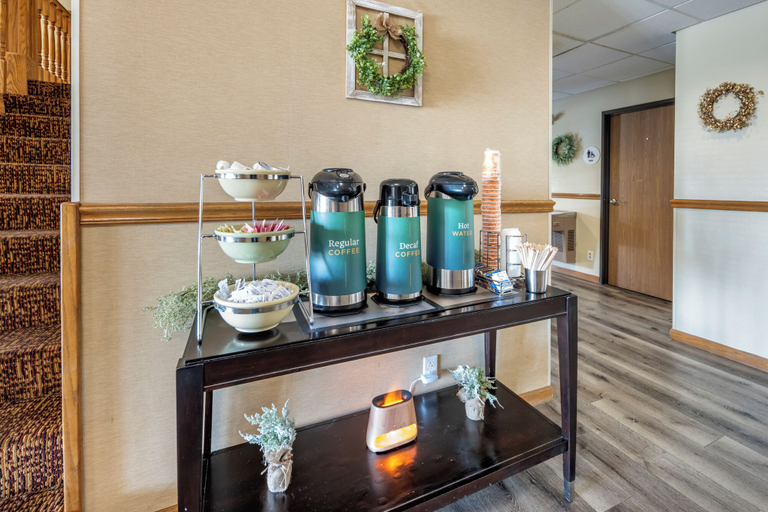 Others 4, Quality Inn Greenville North, Darke