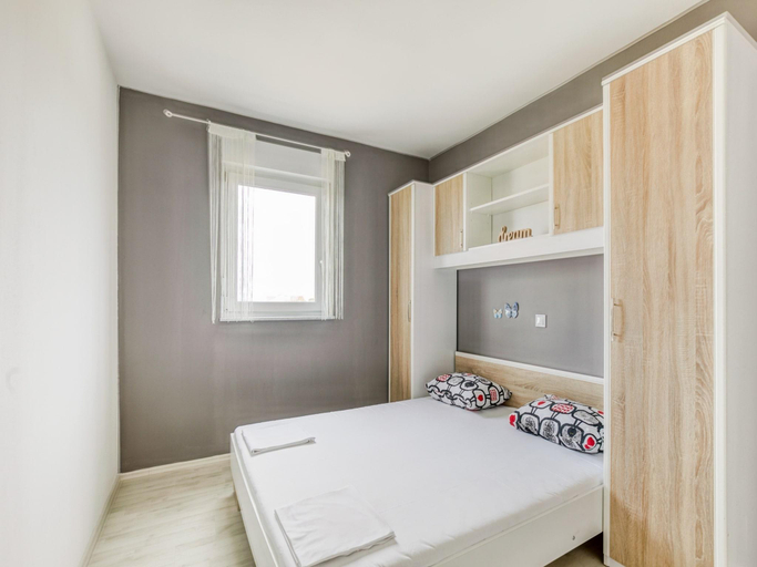 Bedroom 2, Apartment on Pag Island near Seabeach, Novalja