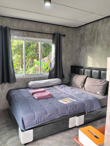 Bedroom 2, บ้านเล็กในป่าใหญ่ พัทลุง, Kong Ra