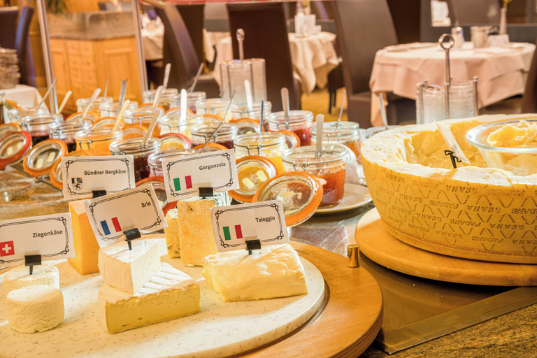 Food & Drinks 5, Boutique Hotel Engadinerhof – A Home for Generation, Maloja