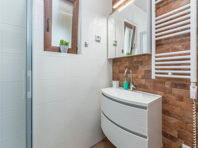 Bathroom 4, Villa in Brtonigla with Private Pool, Brtonigla