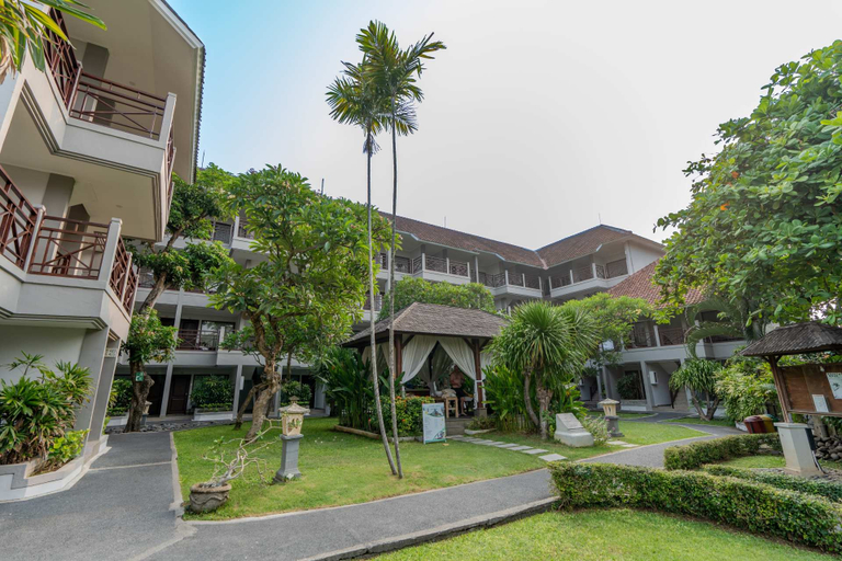 Exterior & Views 3, Hotel Dewi Sri Legian, Badung