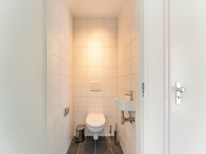 Others 4, Holiday Home in Scherpenisse near the Sea, Tholen