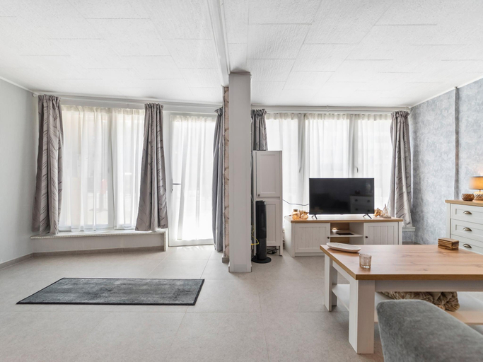 Others 4, Ground-floor flat, West-Vlaanderen