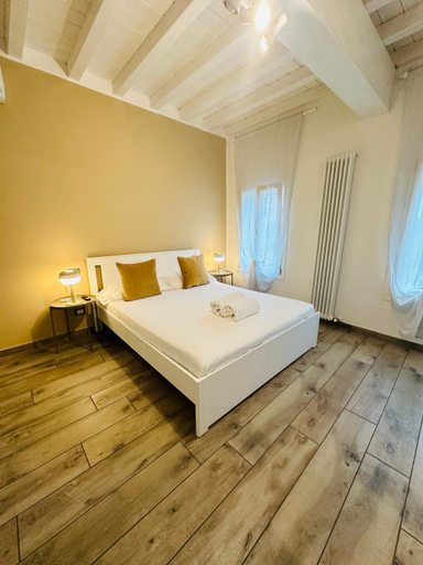 Bedroom 4, Giardini B&B, Modena