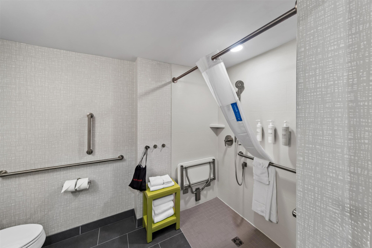 Bathroom 5, Hampton Inn North Platte, Lincoln