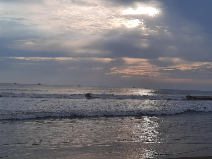 Others 2, Aura by the Sea, Uttara Kannada