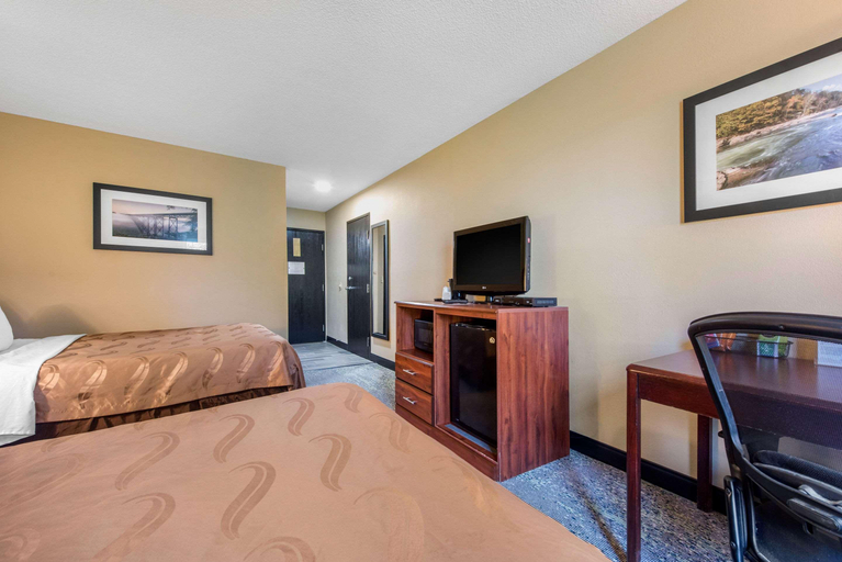 Bedroom 3, Quality Inn Morgantown, Monongalia