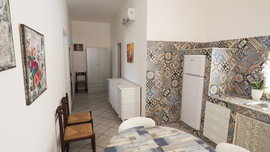 Room 5, Villa Akire 8 Posti 3 Camere 100 mt dal Mare, Lecce