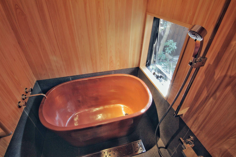 Bathroom 3, Kyoto Nijo Ohan, Kyoto
