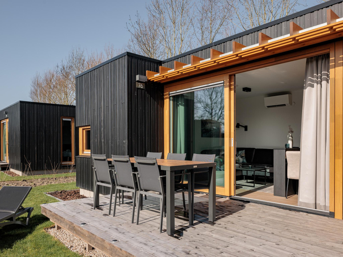 Others 5, Lodge near Brouwersdam North Sea Beach, Schouwen-Duiveland