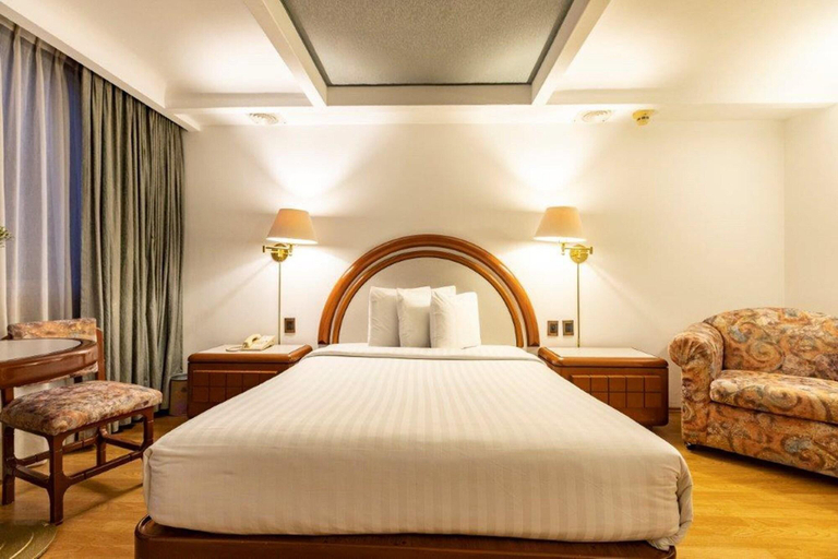 Bedroom, Hotel Beverly, Mexico City