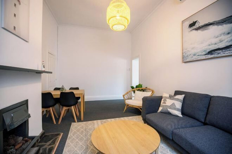 Others 4, Beach & Pines Large 3Br House Glenelg Wifi BBQ, Adelaide