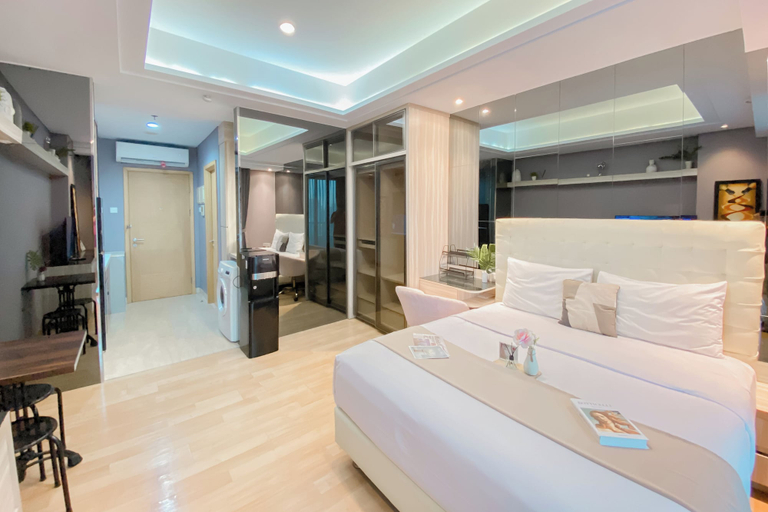 Bedroom, Spacious Studio Apartment at Capitol Suites, Central Jakarta