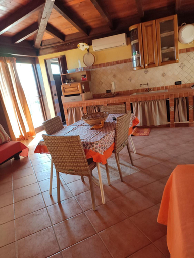3, villa da sogno in vetro, Trapani