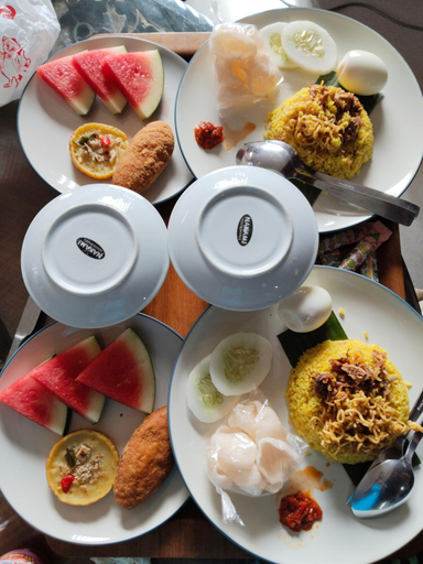 Food & Drinks 5, Kahyangan Resort, Tojo Una-Una