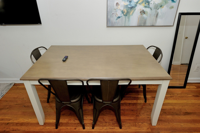 Room 5, Charming UES Studio Walk to Subway Central Park, New York