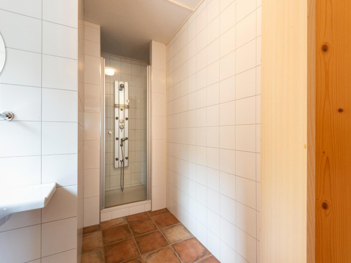 Bathroom 4, Apartment in Gattererberg near Ski Slopes, Schwaz