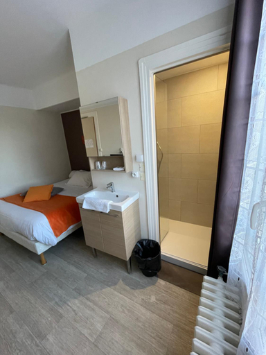 Bedroom 2, Les Chiens du Guet, Ille-et-Vilaine