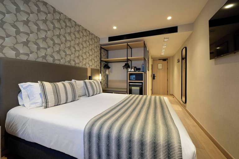 Bedroom 4, Catalonia Park Güell, Barcelona