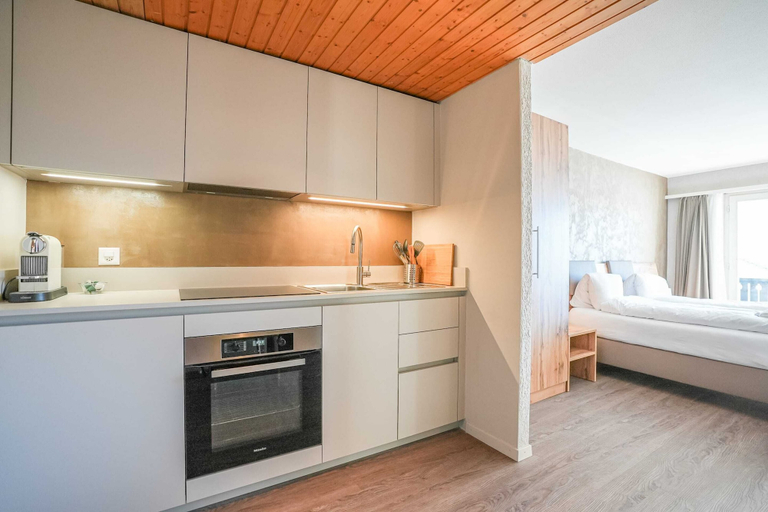 Private kitchen 3, Rhodania 62, Raron